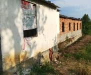 (出租) 信陽光山養殖場(可養豬，養羊)