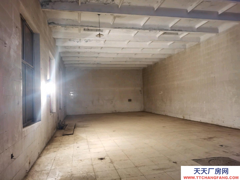 (出租) 包頭可改食品廠二樓800平米的倉庫，庫房，廠房出租，地段好價格低交通便利