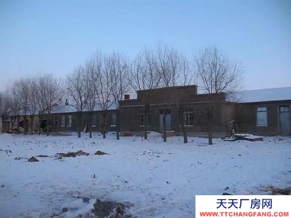 五常急售學(xué)校價格便宜，全款可商量。