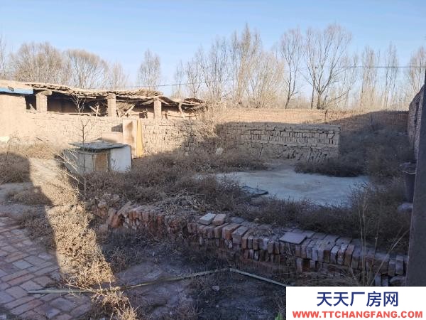 銀川市西夏機加工廠房 平吉堡13隊院子出售