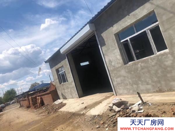 建華紅光村有限公司：面積三百平方米家具廠房交通方便，可進(jìn)車(chē)