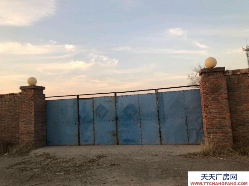 滄州 黃驊(出售) 糕點廠房150平米,場院750平米。交通便利,水電齊全。