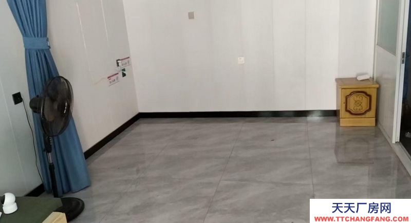 滄州 黃驊(出租) 青青家園8號(hào)樓車庫精裝