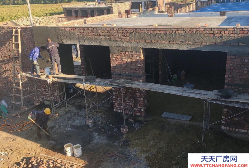 (出售) 包頭已蓋主體，可做廠房或倉庫，也可以用做農(nóng)家樂飯店。！