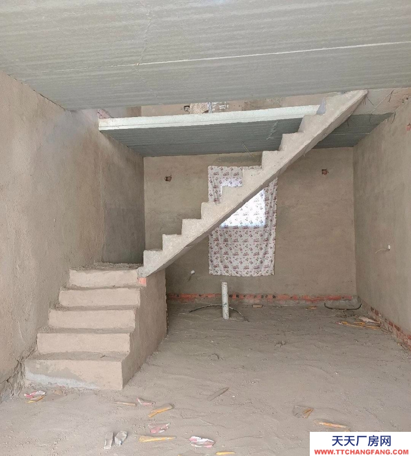 (出售) 包頭上下二樓,有小院有南房