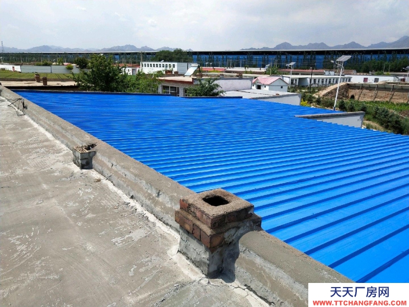 (出租) 包頭土默特右旗磚墻加厚保溫彩鋼頂，小型客貨車出進方便。