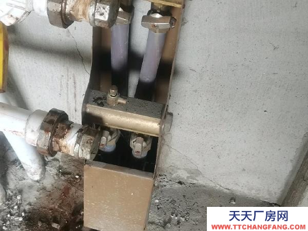 富拉爾基車(chē)庫(kù)，可以冷庫(kù)，可以熱庫(kù)