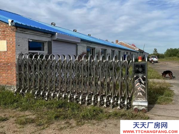 梅里斯適合各種養殖業，動力電，執照齊全，房子前面有30畝土地