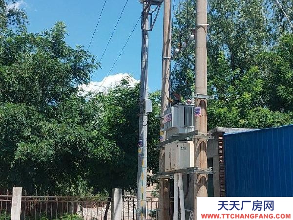 石嘴山市大武口加工廠房  有大型變壓器，有辦公樓，有倉庫，可分租