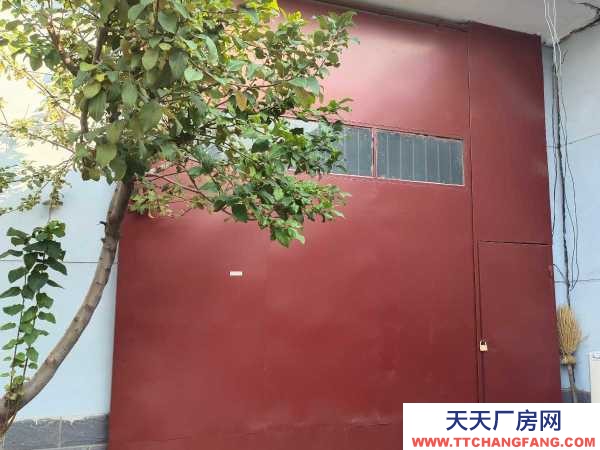 石嘴山市大武口物資倉庫 出租大武口文明北路481號鑫永發車行后院庫房