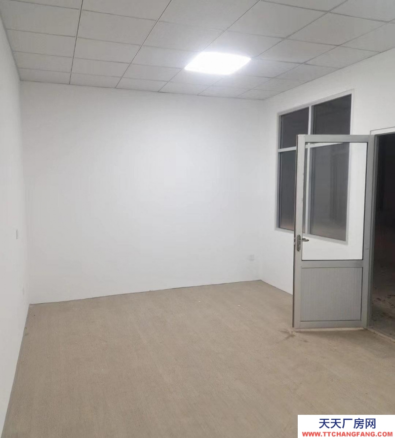 滄州 鹽山 (出租) 鹽山新發(fā)地東300米現(xiàn)有倉庫出租