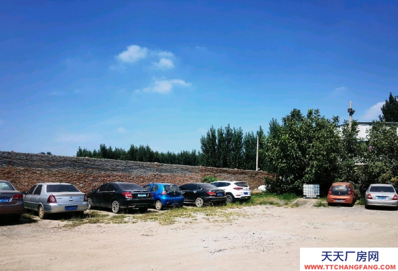 滄州 河間(出租) 大場地，出入方便，帶辦公室和基礎生活設施