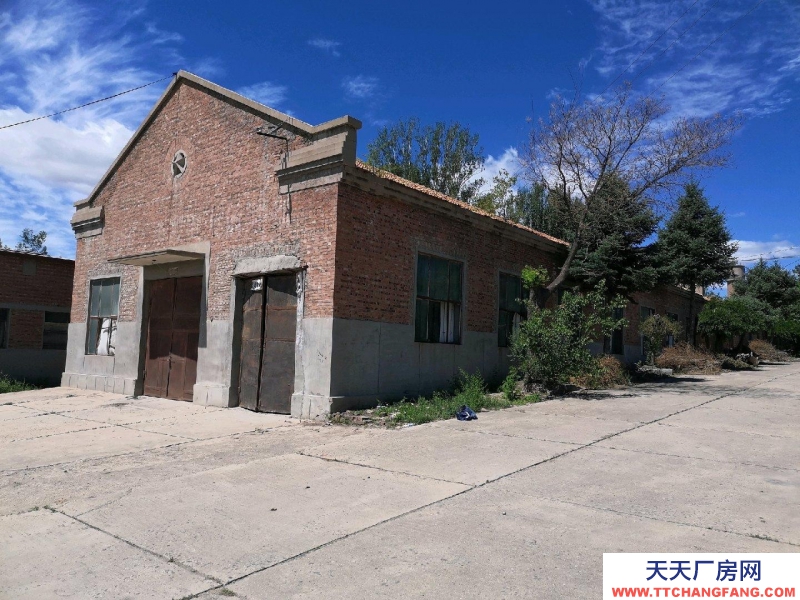 (出租) 赤峰獨(dú)門獨(dú)院，五個(gè)大車間，辦公室和宿舍太陽能男女浴池