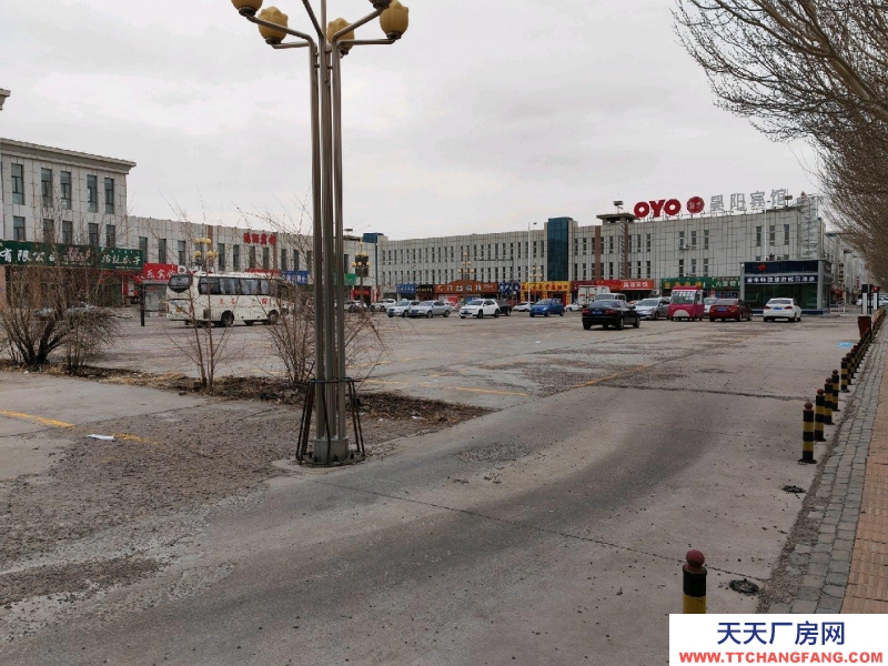 (出售)赤峰 三層樓加兩處超大停車場