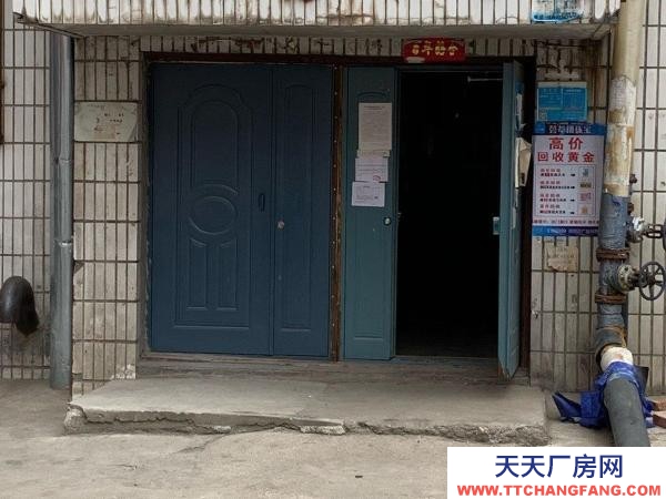 雞冠廣源小區(qū)，倉(cāng)庫(kù)，可以存放各種物品。