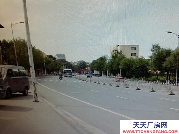 向陽(yáng)振興廣場(chǎng)出租修理廠(chǎng)房