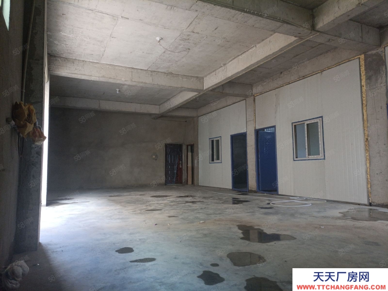 (出租) 西藏城關區(qū)香嘎公路旁邊一樓出租，可當倉庫