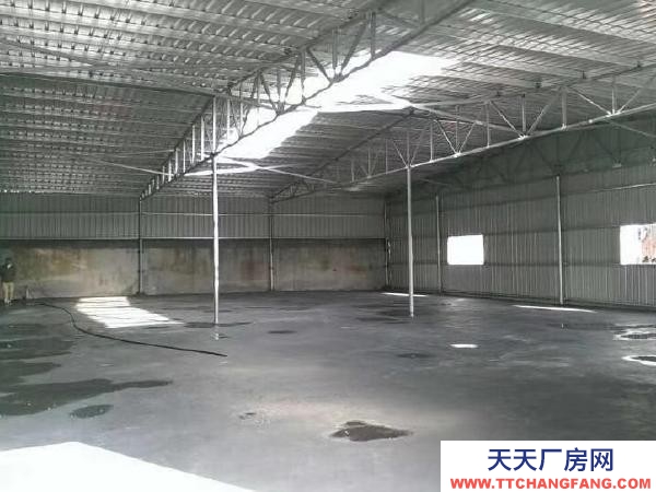 福州市福清物資倉庫 交通便利，面積寬敞，租金便宜，大車小車都可以停放。