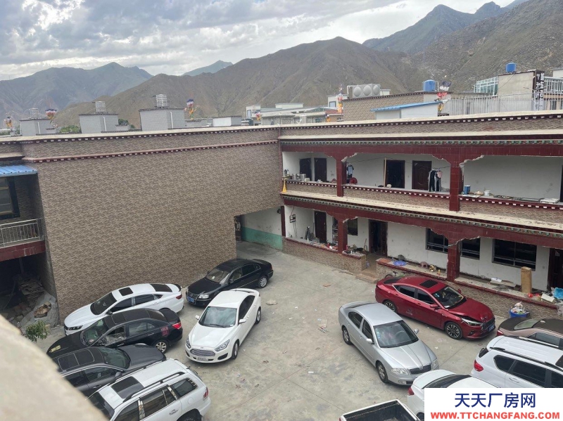(出售) 拉薩城關占地1000平米左右，建筑1500平左右房子出售可做廠房住宿
