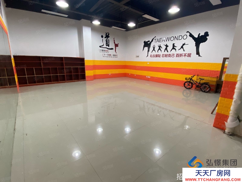 舟山市定海(出租) 102平方大通間倉庫，進出方便，可用來存放物品