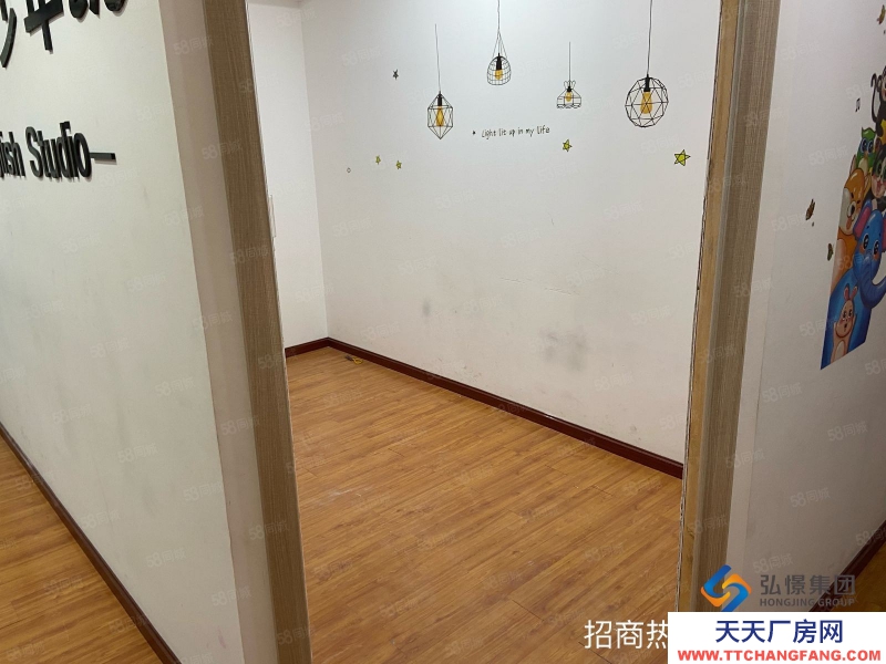 舟山市定海(出租) 73平方倉庫，分割了3個獨立小間，可以用于儲藏物品