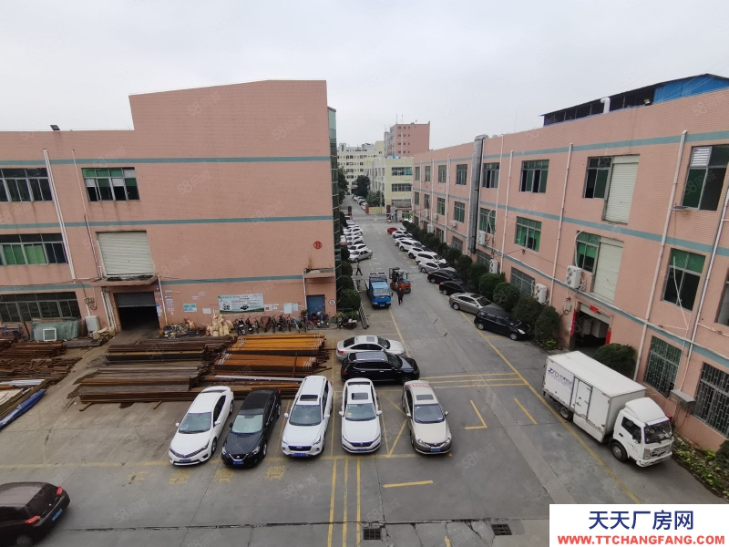 (出租) 廣州白云均禾廠房倉庫10000方300起全新地坪漆證件齊全五金機械倉庫