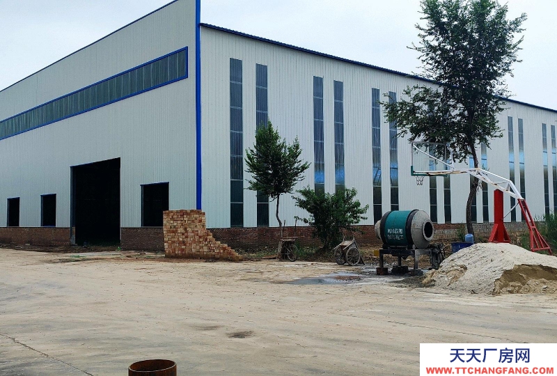 滄州 孟村(出租) 新冷凍飲品車間，位置好。航車10噸每一跨，兩臺(tái)？