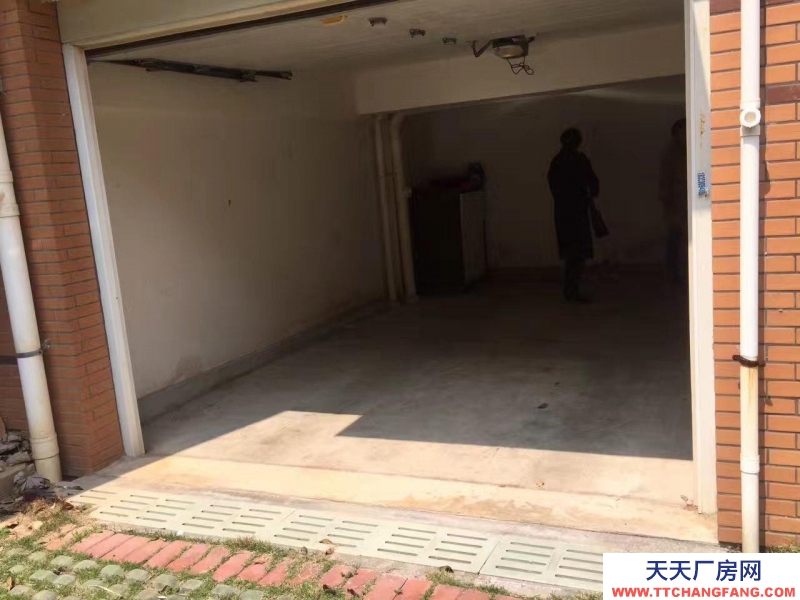 舟山市普陀(出租) 碧海蓮緣小區內地上車庫 可當倉庫使用