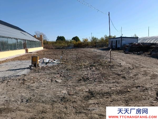 龍鳳養殖基地，停車場，魚池，各種項目等