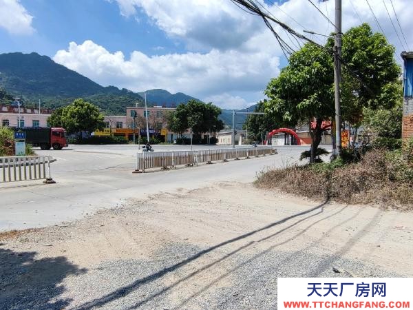 福州市連江物資倉庫 自建倉房，價格可詳談。