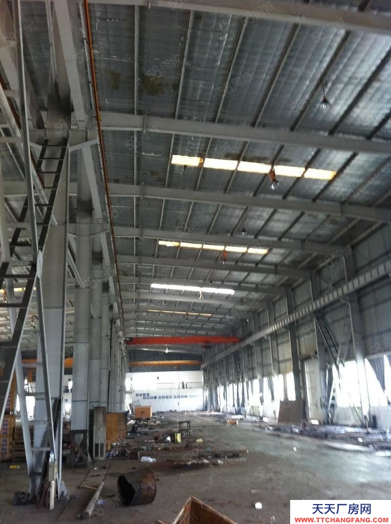 臺州市黃巖(出租) 出租澄江680平方標準廠房獨門獨戶進出方便有航車   五金加工 機械制造