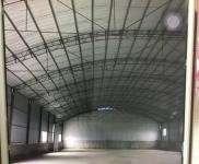 (出租) 漯河臨潁房源適合做倉庫或廠房，自動升降門，窗戶寬暢明亮