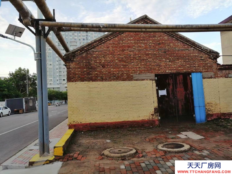 衡水 冀州(出租) 緊靠惠民街，交通方便。南北長(zhǎng)14米，東西寬7.25米。