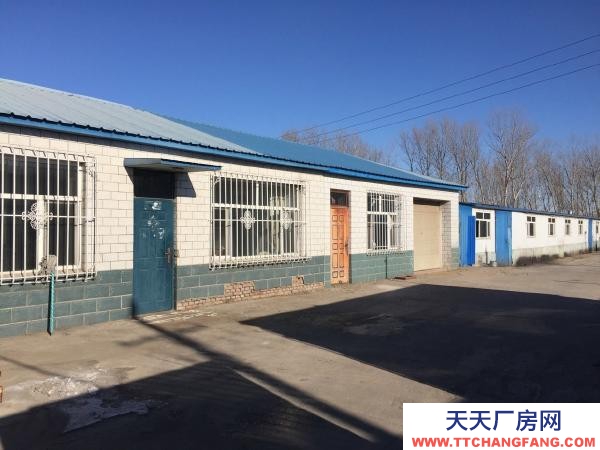 讓胡路出租，宏偉一隊大院1000平，燈崗200米處出租