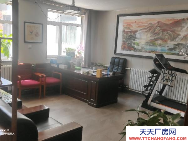 讓胡路獨門獨院 1300平庫房 8間辦公室