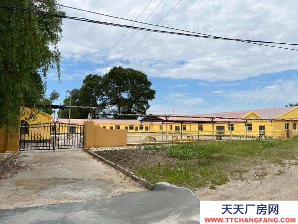 紅崗養殖場出租出售，適合養牛，羊，豬，有草原，配備設施齊全