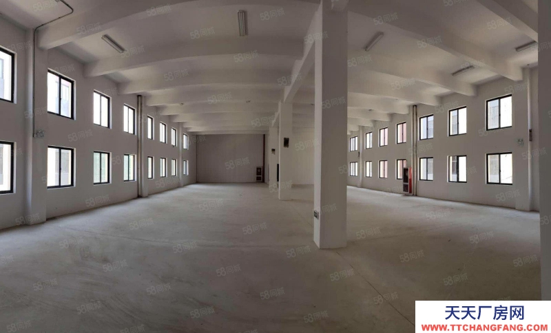 臺(tái)州市路橋(出租) 出租路南鋼材市場(chǎng)附近標(biāo)準(zhǔn)廠房二樓4000平高6米大車(chē)進(jìn)出方便