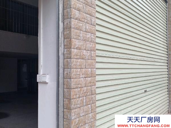 贛州市贛縣物資倉庫 水東鎮(zhèn)翡翠谷附近店面?zhèn)}庫出租在贛南大邊上