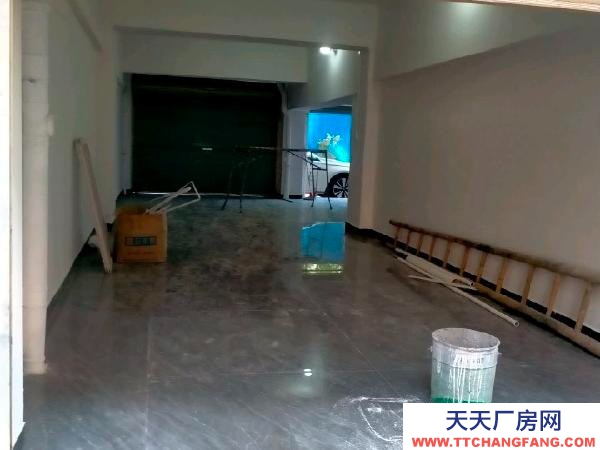 贛州市贛縣物資倉庫 小區內三個車庫打通，南北通透