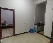 桂林秀峰整棟樓出租，院子100多平米，可做公司，倉庫，農(nóng)家樂，民宿，旅館等