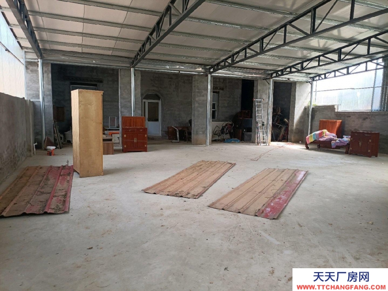 衡水 安平(出租) 聚成物流南鄰庫房長期出租，內有住房3間，全新裝修。