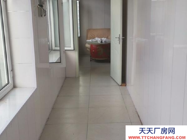 東安位于西興隆鎮橋頭村110平方平房