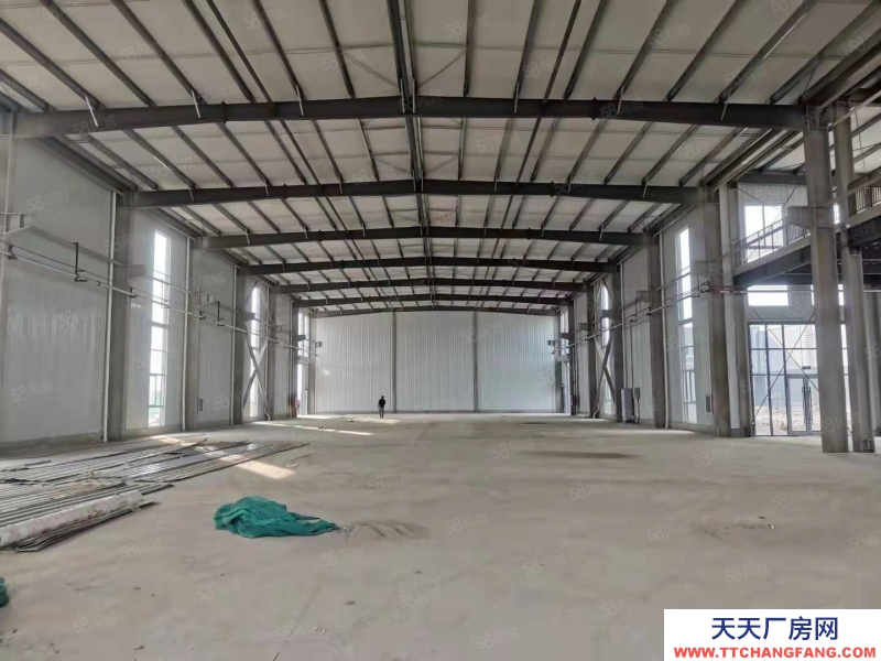 (出租) 徐州賈汪區徐賈快速路交通方便，位置極好，單層廠房，帶行車適合機械加工