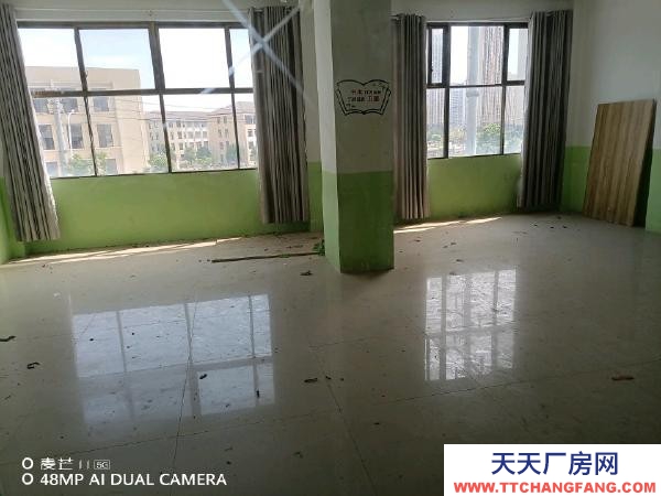 贛州市瑞金機加工廠房 六中對面，紅井北安置區，臨街店面的第二層