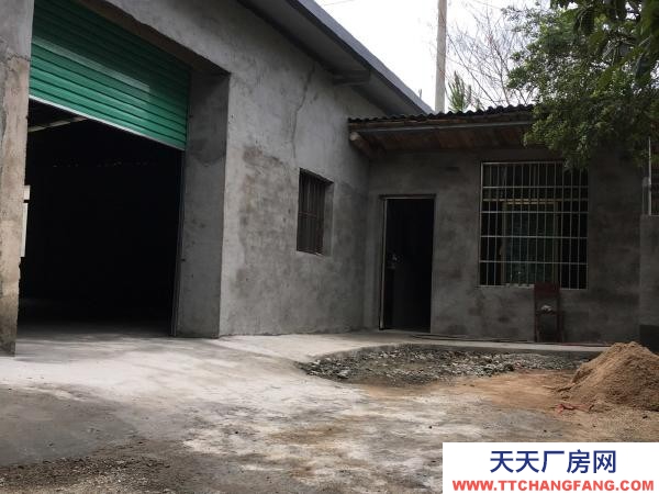 贛州市信豐物資倉庫  通三相電可做廠房，可進掛車，交通方便。