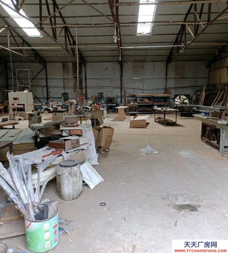 承德 雙灤(飲料廠房出租) 三相電插排齊全，水，網，房高5米，采光好