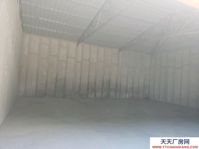 承德 雙灤(方便食品廠房出租) 交通便利，有水有電，可進大車