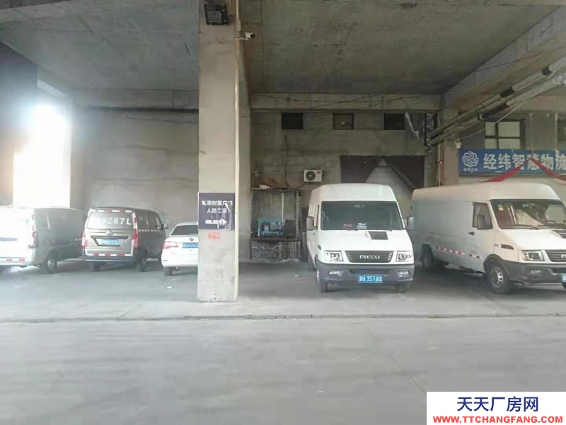 承德 雙灤(出租) 獨(dú)立底商門面,緊鄰高速口,卸車方便,帶升降機(jī),有配套辦公區(qū),