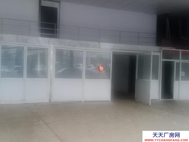 承德 開發區(出租) 可辦公，也可以當庫房，地市臨街