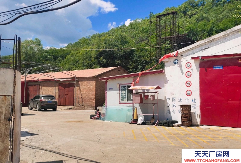 承德 開發區(出租) 交通便利，位置優越，獨門獨院